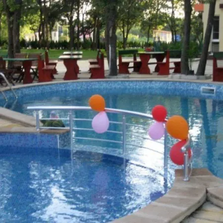 Sunrise Hotel 4*