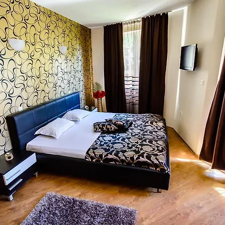 Sunrise Hotel 4*